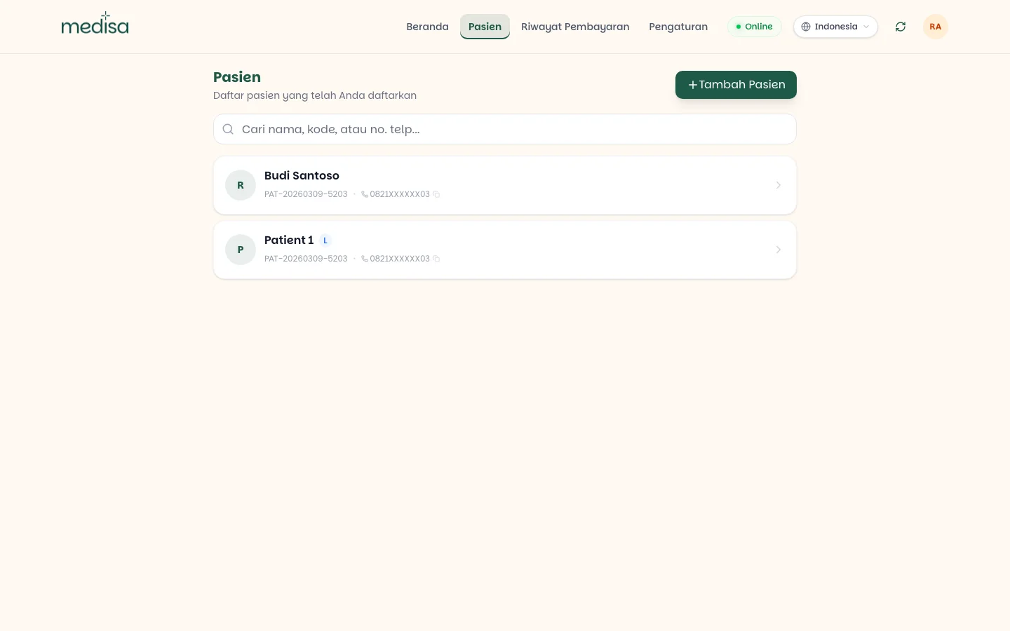 Halaman daftar pasien dengan kolom pencarian, kartu pasien berisi nomor rekam medis dan telepon, serta tombol Tambah Pasien