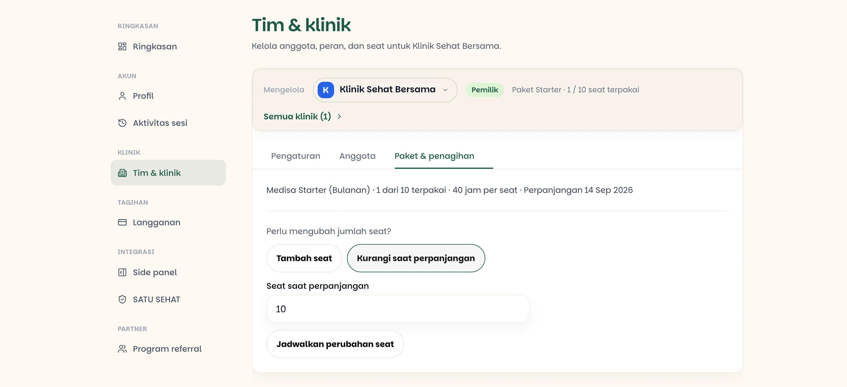 Form Seat saat perpanjangan dengan kolom jumlah seat dan tombol Jadwalkan perubahan seat